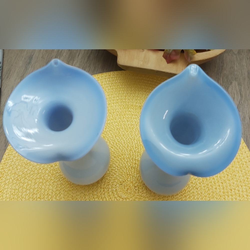 Pair vintage handblown Jack In The Pulpit vases - Picture 2 of 5